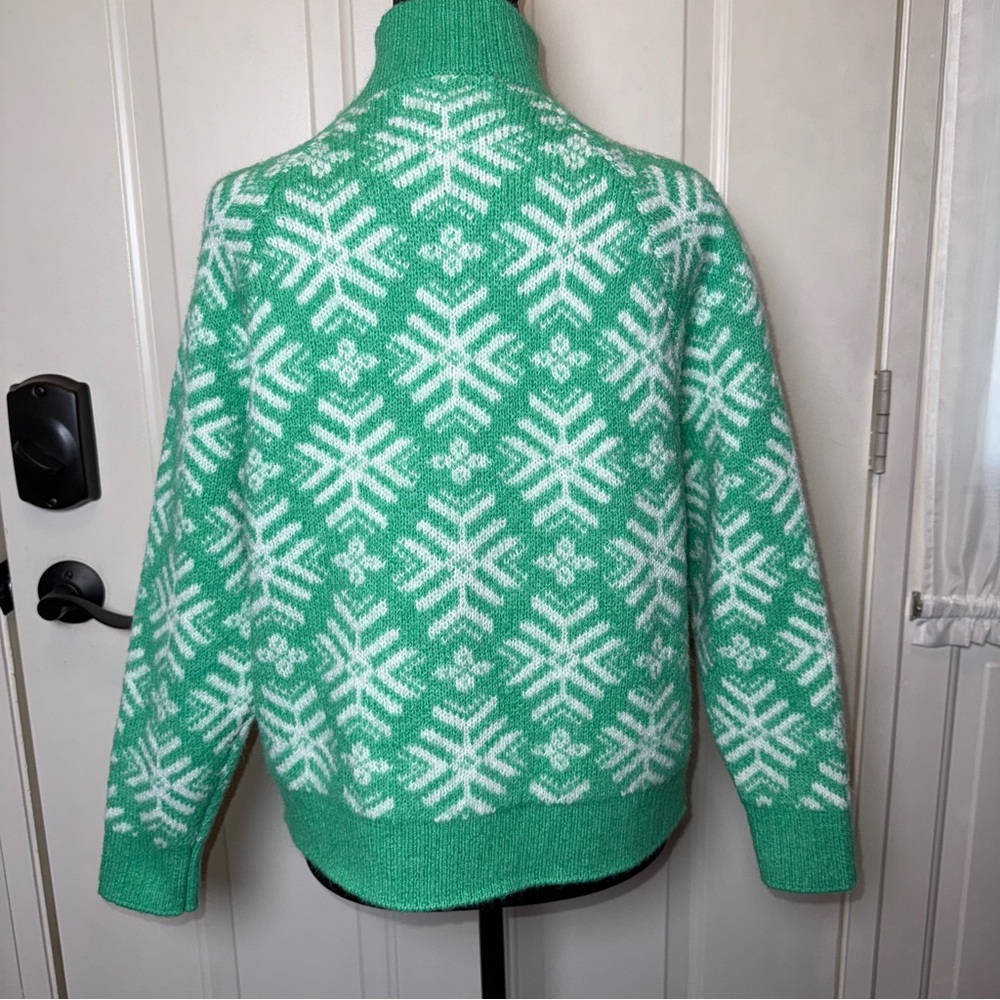 Old Navy Women's Green Snowflake Fair Isle Knit Sweater Sz L Holiday - Picture 4 of 10